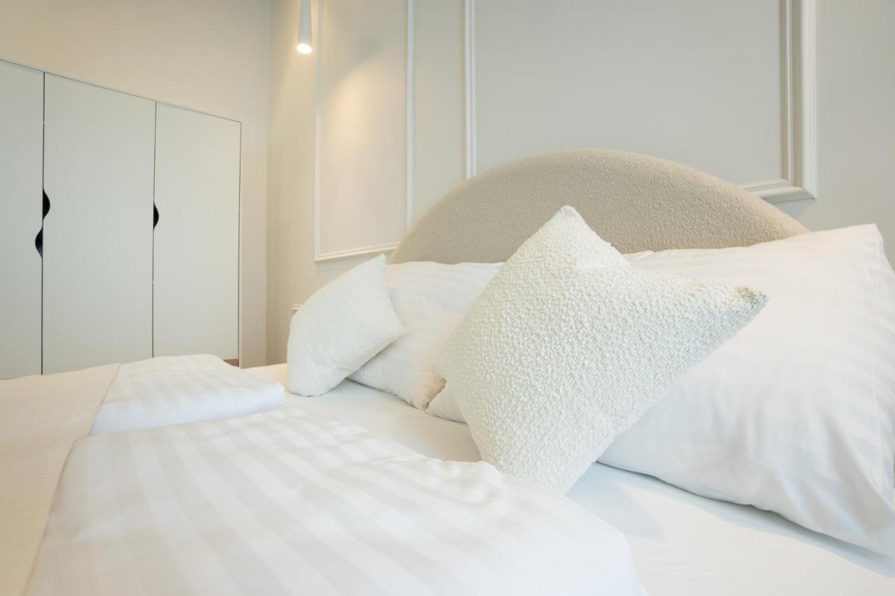 Brand-new 2-room With A King Size Bed Appartement Wenen